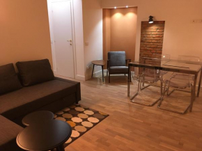 Farini Cozy Flat